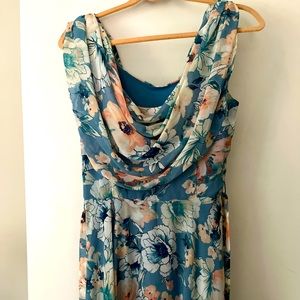 Midi scoop neck dress